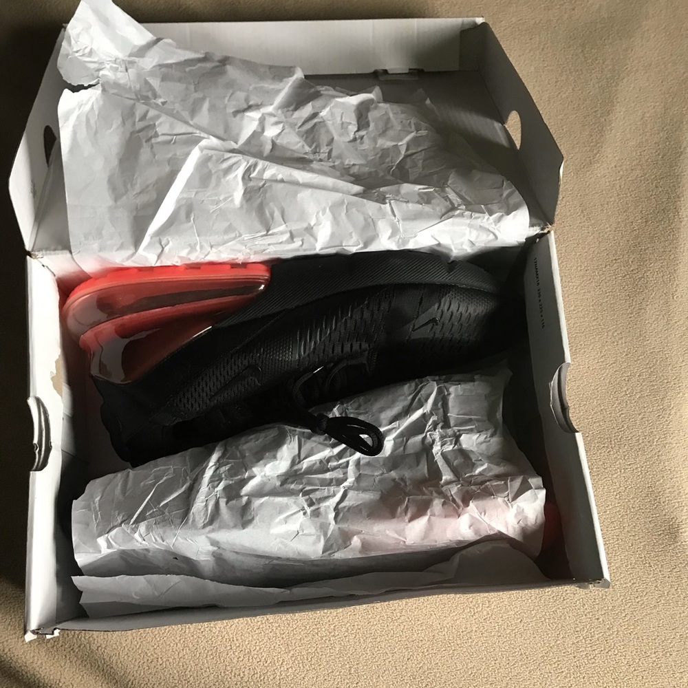 Nike Air Max 270